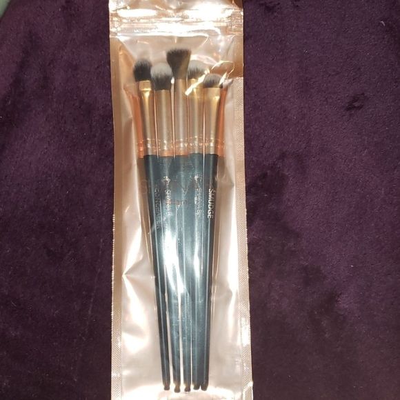 NEW 5 Piece Shaina Eyes on Miami Brush Set - Picture 2 of 3